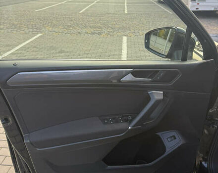 Фольксваген Tiguan Allspace 2020 в Луцке на Automoto.ua Черный Фольксваген Tiguan Allspace, объемом двигателя 2 л и пробегом 197 тыс. км за 29499 $, фото 6 на Automoto.ua