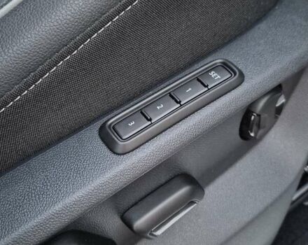 Черный Фольксваген Tiguan Allspace, объемом двигателя 0 л и пробегом 177 тыс. км за 32500 $, фото 43 на Automoto.ua