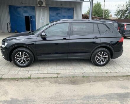 Черный Фольксваген Tiguan Allspace, объемом двигателя 2 л и пробегом 46 тыс. км за 22500 $, фото 8 на Automoto.ua