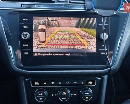 Черный Фольксваген Tiguan Allspace, объемом двигателя 1.97 л и пробегом 204 тыс. км за 28400 $, фото 9 на Automoto.ua