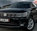 Чорний Фольксваген Tiguan Allspace, об'ємом двигуна 0 л та пробігом 214 тис. км за 30000 $, фото 1 на Automoto.ua