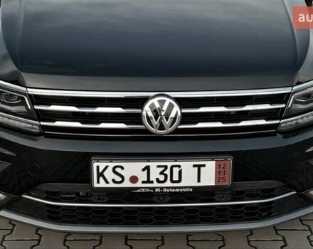 Чорний Фольксваген Tiguan Allspace, об'ємом двигуна 0 л та пробігом 214 тис. км за 30000 $, фото 28 на Automoto.ua
