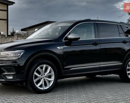 Чорний Фольксваген Tiguan Allspace, об'ємом двигуна 0 л та пробігом 214 тис. км за 30000 $, фото 16 на Automoto.ua