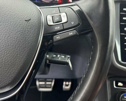 Черный Фольксваген Tiguan Allspace, объемом двигателя 2 л и пробегом 196 тыс. км за 30500 $, фото 47 на Automoto.ua