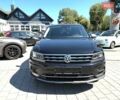 Черный Фольксваген Tiguan Allspace, объемом двигателя 2 л и пробегом 98 тыс. км за 30500 $, фото 1 на Automoto.ua