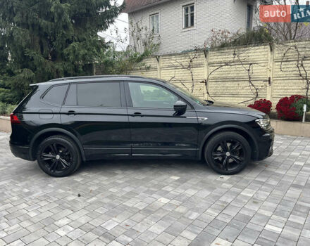 Черный Фольксваген Tiguan Allspace, объемом двигателя 2 л и пробегом 196 тыс. км за 30500 $, фото 18 на Automoto.ua