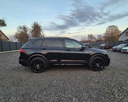 Черный Фольксваген Tiguan Allspace, объемом двигателя 0 л и пробегом 177 тыс. км за 32500 $, фото 3 на Automoto.ua