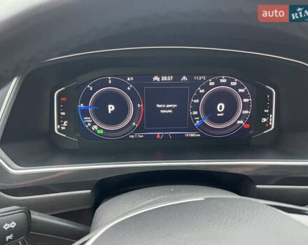 Черный Фольксваген Tiguan Allspace, объемом двигателя 2 л и пробегом 196 тыс. км за 30500 $, фото 36 на Automoto.ua