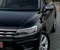 Чорний Фольксваген Tiguan Allspace, об'ємом двигуна 0 л та пробігом 214 тис. км за 30000 $, фото 26 на Automoto.ua