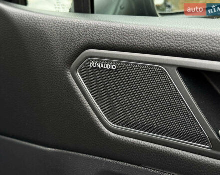 Черный Фольксваген Tiguan Allspace, объемом двигателя 2 л и пробегом 180 тыс. км за 30540 $, фото 28 на Automoto.ua