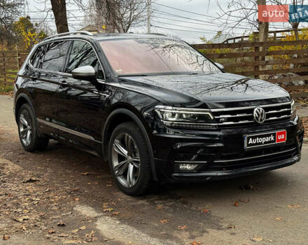 Черный Фольксваген Tiguan Allspace, объемом двигателя 2 л и пробегом 180 тыс. км за 30540 $, фото 2 на Automoto.ua
