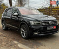 Черный Фольксваген Tiguan Allspace, объемом двигателя 2 л и пробегом 180 тыс. км за 30540 $, фото 2 на Automoto.ua