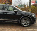 Черный Фольксваген Tiguan Allspace, объемом двигателя 2 л и пробегом 180 тыс. км за 30540 $, фото 3 на Automoto.ua