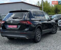 Чорний Фольксваген Tiguan Allspace, об'ємом двигуна 0 л та пробігом 220 тис. км за 27500 $, фото 63 на Automoto.ua