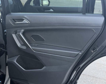 Чорний Фольксваген Tiguan Allspace, об'ємом двигуна 2 л та пробігом 119 тис. км за 18650 $, фото 71 на Automoto.ua