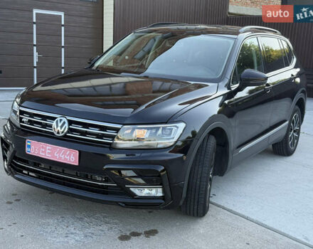Чорний Фольксваген Tiguan Allspace, об'ємом двигуна 2 л та пробігом 119 тис. км за 18650 $, фото 34 на Automoto.ua