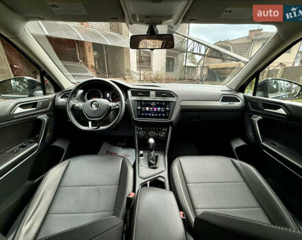 Чорний Фольксваген Tiguan Allspace, об'ємом двигуна 2 л та пробігом 119 тис. км за 18800 $, фото 6 на Automoto.ua