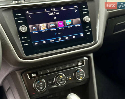 Чорний Фольксваген Tiguan Allspace, об'ємом двигуна 2 л та пробігом 119 тис. км за 18800 $, фото 12 на Automoto.ua