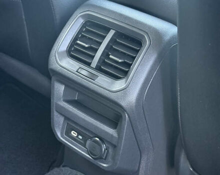 Чорний Фольксваген Tiguan Allspace, об'ємом двигуна 2 л та пробігом 119 тис. км за 18650 $, фото 62 на Automoto.ua