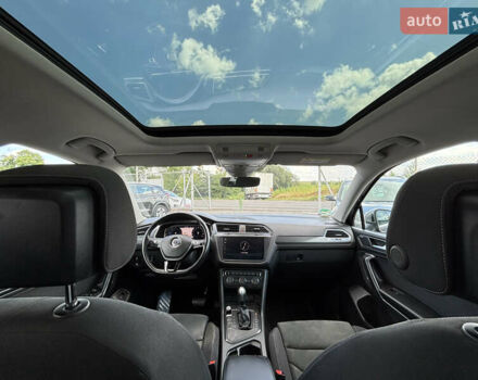 Чорний Фольксваген Tiguan Allspace, об'ємом двигуна 0 л та пробігом 220 тис. км за 27500 $, фото 41 на Automoto.ua