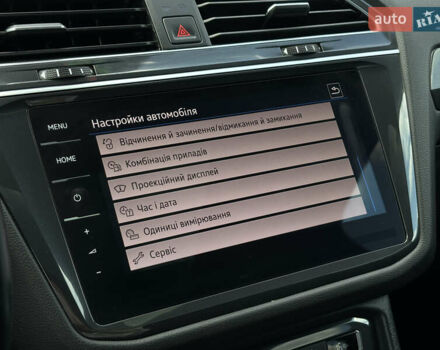 Чорний Фольксваген Tiguan Allspace, об'ємом двигуна 0 л та пробігом 220 тис. км за 27500 $, фото 48 на Automoto.ua