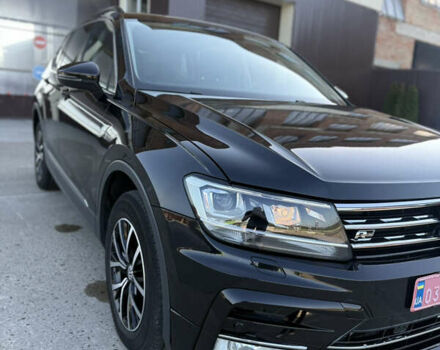 Чорний Фольксваген Tiguan Allspace, об'ємом двигуна 2 л та пробігом 119 тис. км за 18650 $, фото 36 на Automoto.ua