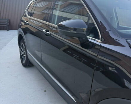 Чорний Фольксваген Tiguan Allspace, об'ємом двигуна 2 л та пробігом 119 тис. км за 18650 $, фото 25 на Automoto.ua