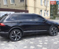 Черный Фольксваген Tiguan Allspace, объемом двигателя 2 л и пробегом 51 тыс. км за 35000 $, фото 5 на Automoto.ua
