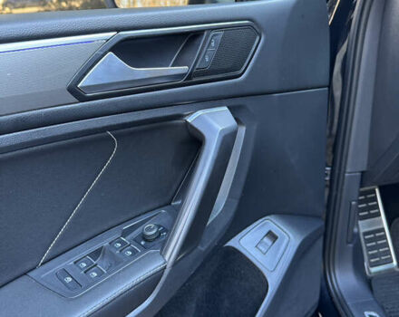 Черный Фольксваген Tiguan Allspace, объемом двигателя 2 л и пробегом 169 тыс. км за 25500 $, фото 13 на Automoto.ua