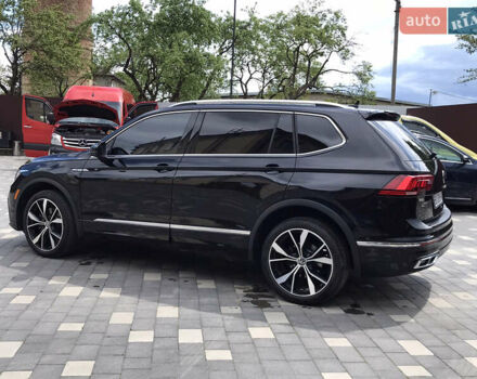 Черный Фольксваген Tiguan Allspace, объемом двигателя 2 л и пробегом 51 тыс. км за 35000 $, фото 11 на Automoto.ua