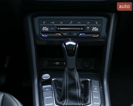 Черный Фольксваген Tiguan Allspace, объемом двигателя 2 л и пробегом 32 тыс. км за 27500 $, фото 9 на Automoto.ua