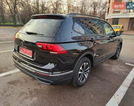 Черный Фольксваген Tiguan Allspace, объемом двигателя 2 л и пробегом 67 тыс. км за 23900 $, фото 4 на Automoto.ua