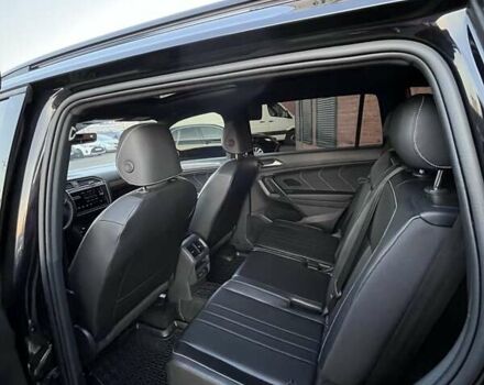 Черный Фольксваген Tiguan Allspace, объемом двигателя 1.98 л и пробегом 76 тыс. км за 30000 $, фото 8 на Automoto.ua