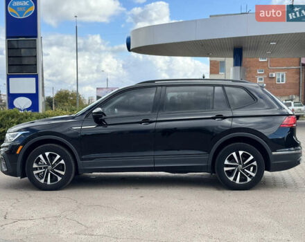 Фольксваген Tiguan Allspace 2023 в Сумах на Automoto.ua Черный Фольксваген Tiguan Allspace, объемом двигателя 2 л и пробегом 34 тыс. км за 22900 $, фото 3 на Automoto.ua
