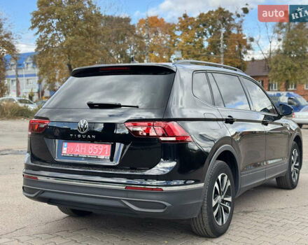 Фольксваген Tiguan Allspace 2023 в Сумах на Automoto.ua Черный Фольксваген Tiguan Allspace, объемом двигателя 2 л и пробегом 34 тыс. км за 22900 $, фото 6 на Automoto.ua