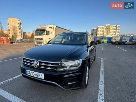 Черный Фольксваген Tiguan Allspace, объемом двигателя 2 л и пробегом 132 тыс. км за 19900 $, фото 1 на Automoto.ua
