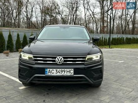 Черный Фольксваген Tiguan Allspace, объемом двигателя 1.98 л и пробегом 271 тыс. км за 16499 $, фото 1 на Automoto.ua