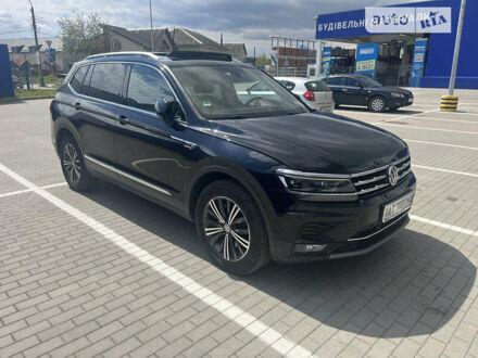 Фольксваген Tiguan Allspace 2018 у Калуше на Automoto.ua Чорний Фольксваген Tiguan Allspace, об'ємом двигуна 2 л та пробігом 140 тис. км за 35999 $, фото 1 на Automoto.ua