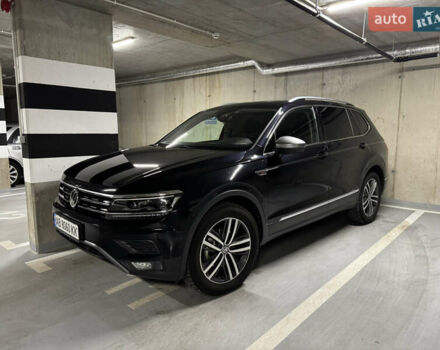 Чорний Фольксваген Tiguan Allspace, об'ємом двигуна 2 л та пробігом 195 тис. км за 27900 $, фото 1 на Automoto.ua