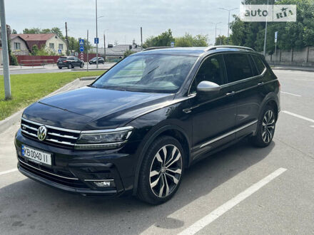 Черный Фольксваген Tiguan Allspace, объемом двигателя 2 л и пробегом 48 тыс. км за 41300 $, фото 1 на Automoto.ua