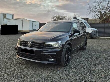 Черный Фольксваген Tiguan Allspace, объемом двигателя 0 л и пробегом 177 тыс. км за 32500 $, фото 1 на Automoto.ua