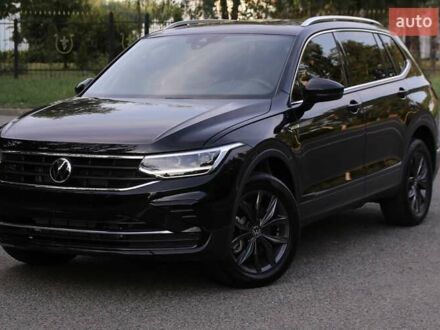 Чорний Фольксваген Tiguan Allspace, об'ємом двигуна 2 л та пробігом 32 тис. км за 27500 $, фото 1 на Automoto.ua
