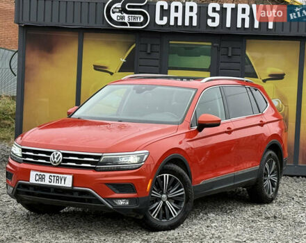 Червоний Фольксваген Tiguan Allspace, об'ємом двигуна 1.98 л та пробігом 136 тис. км за 17999 $, фото 11 на Automoto.ua