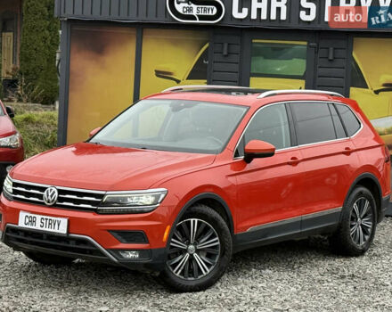Червоний Фольксваген Tiguan Allspace, об'ємом двигуна 1.98 л та пробігом 136 тис. км за 17999 $, фото 13 на Automoto.ua