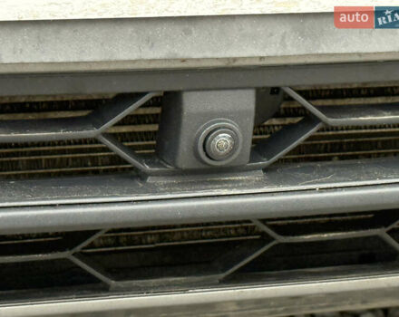 Червоний Фольксваген Tiguan Allspace, об'ємом двигуна 1.98 л та пробігом 136 тис. км за 17999 $, фото 9 на Automoto.ua