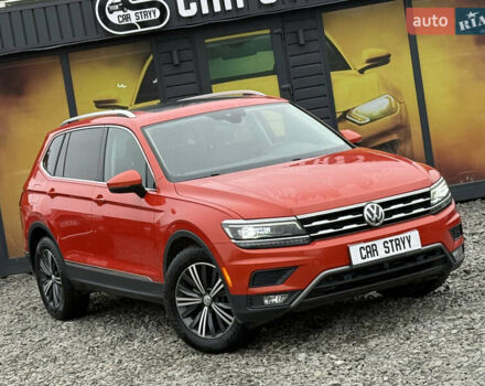 Червоний Фольксваген Tiguan Allspace, об'ємом двигуна 1.98 л та пробігом 136 тис. км за 17999 $, фото 5 на Automoto.ua