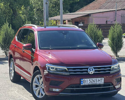 Червоний Фольксваген Tiguan Allspace, об'ємом двигуна 2 л та пробігом 140 тис. км за 27000 $, фото 1 на Automoto.ua