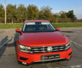 Красный Фольксваген Tiguan Allspace, объемом двигателя 2 л и пробегом 134 тыс. км за 17400 $, фото 1 на Automoto.ua