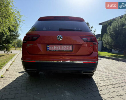 Червоний Фольксваген Tiguan Allspace, об'ємом двигуна 2 л та пробігом 133 тис. км за 17900 $, фото 6 на Automoto.ua