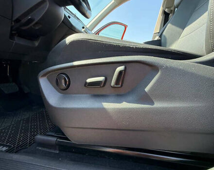 Червоний Фольксваген Tiguan Allspace, об'ємом двигуна 2 л та пробігом 133 тис. км за 17900 $, фото 25 на Automoto.ua